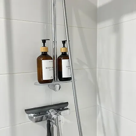 Centre 15 Chateau Et Gare 102 * שנטילי